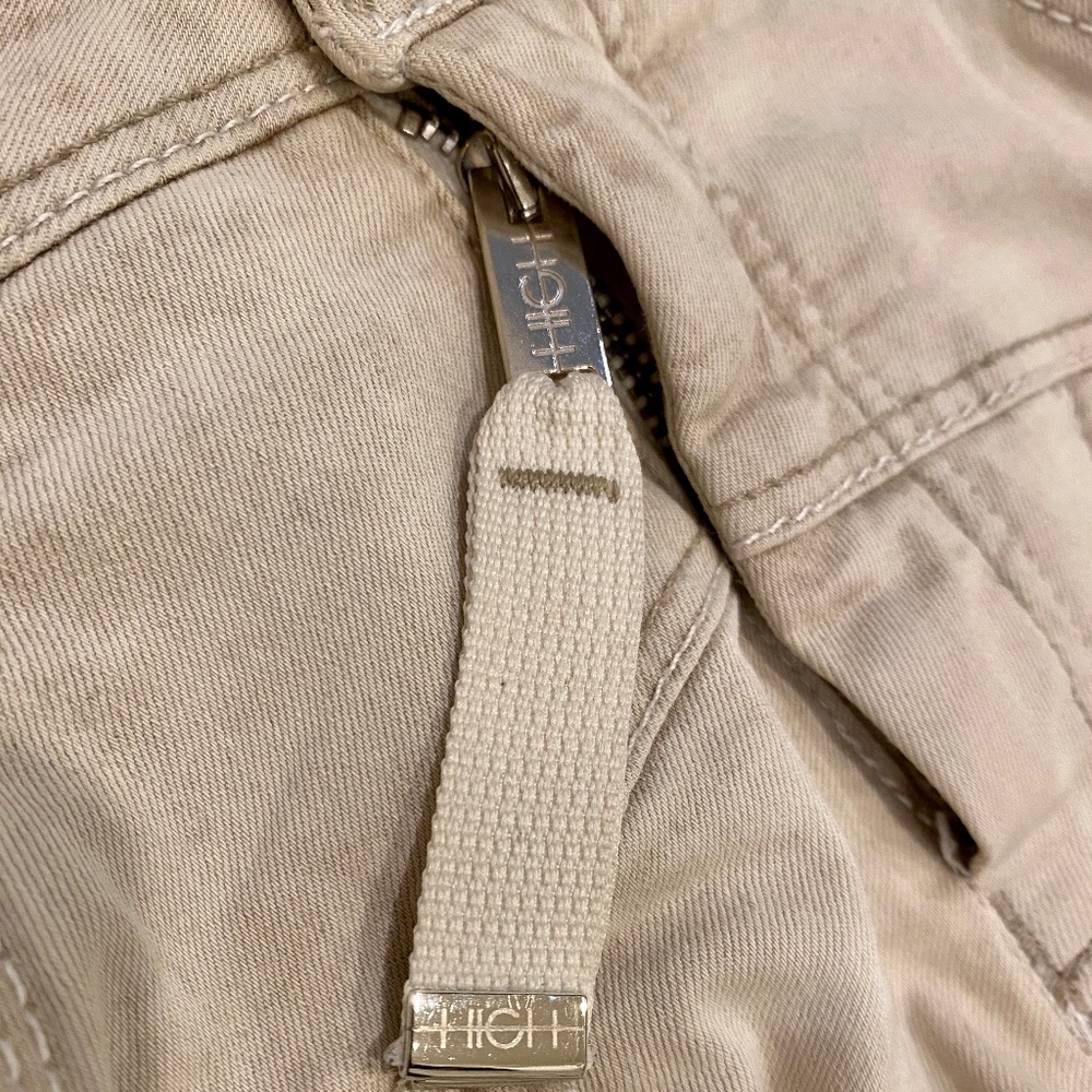 HIGH Jeans - Picture 5 of 13